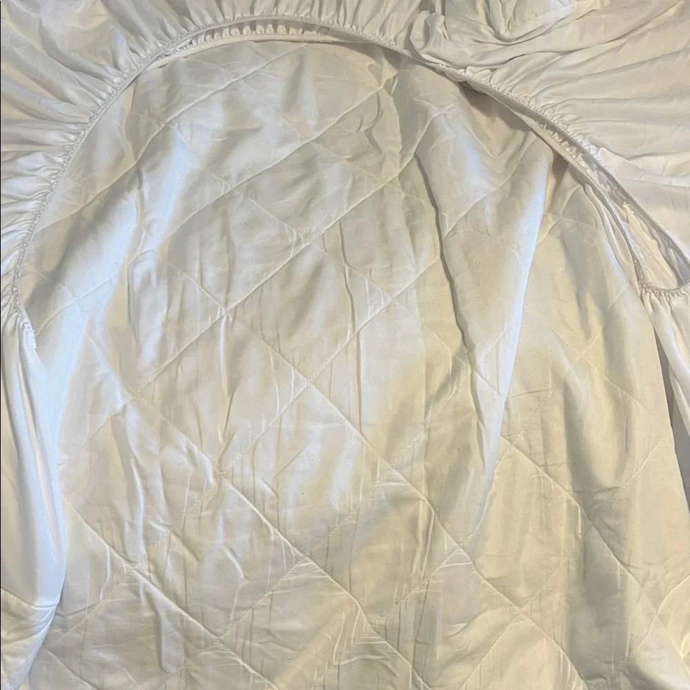 White Quilted Twin XL Mattress cover